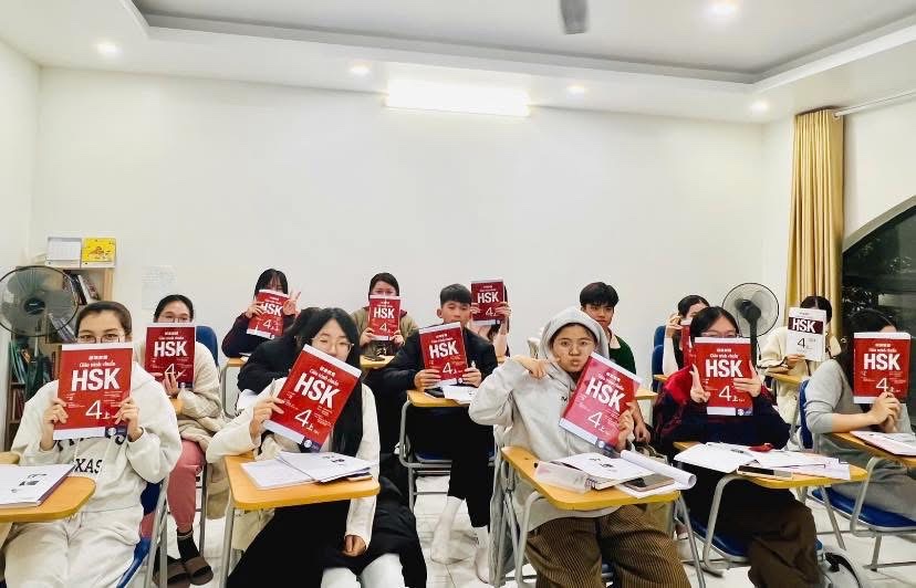Hình ảnh lớp học Tiếng Trung Yến Vũ 3